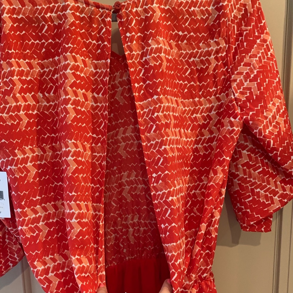 Pattern Coral/Red Romper - Picture 5 of 6